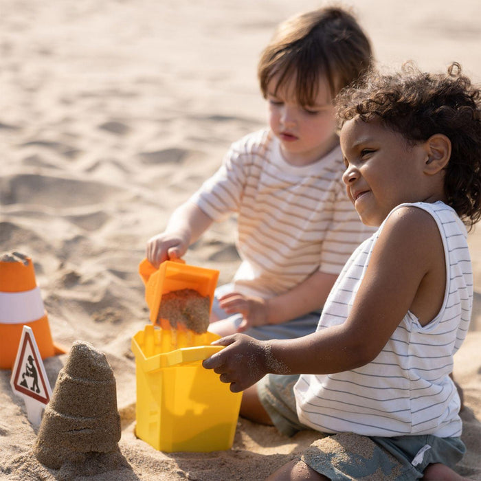 Hape - Construction Sand Toy Set - Limolin 